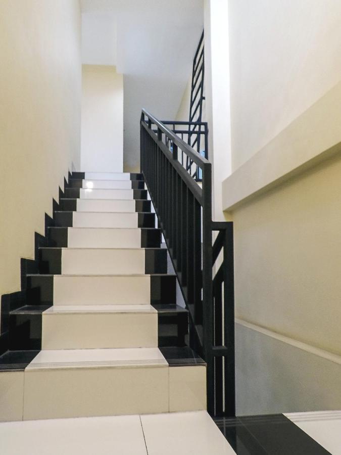 City Residence Kutai 32 Surabaya Ngoại thất bức ảnh